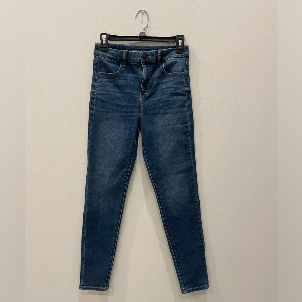Denim dark blue skinny jeans from American Eagle.